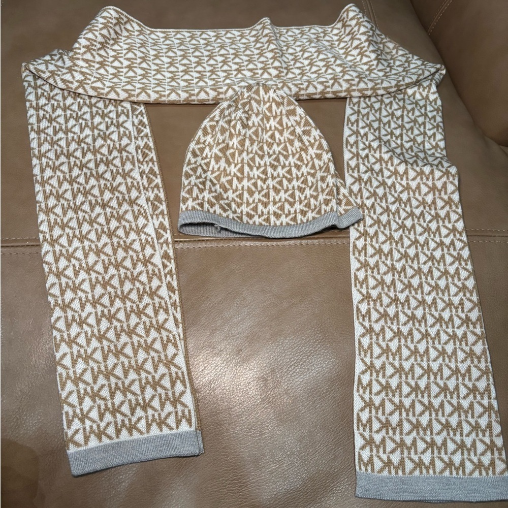 Michael Kors Tan and White MK Pattern Scarf and Hat Set